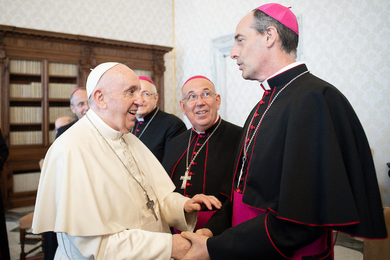 Mgr François Bustillo OFM Conv rencontre le Pape François